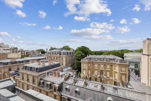 Appartamento a Champs-Elysées, Madeleine, Triangle d’or, Parigi