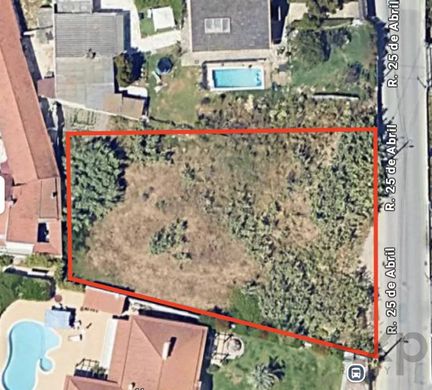 地皮  Charneca de Caparica, Almada