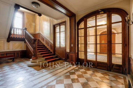 Apartment in La Muette, Auteuil, Porte Dauphine, Paris