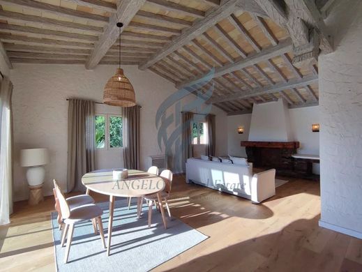 Apartment in Cavalaire-sur-Mer, Var