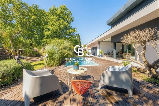 Luxury home in Soustons, Landes