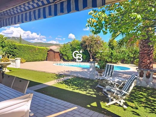 Luxe woning in Roquebrune-sur-Argens, Var