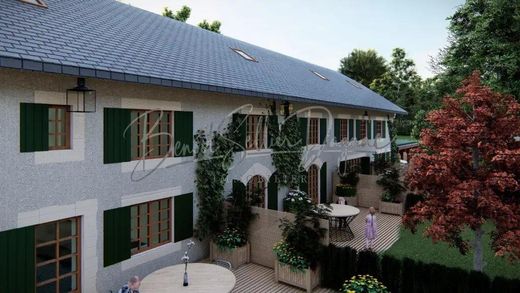 Luxus-Haus in Sillingy, Haute-Savoie