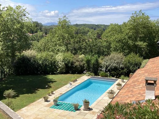 ‏בתי יוקרה ב  Ascain, Pyrénées-Atlantiques