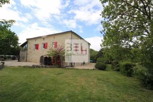 Landhaus / Bauernhof in Les Vans, Ardèche