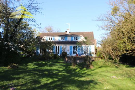 Luxus-Haus in Mandres-les-Roses, Val-de-Marne