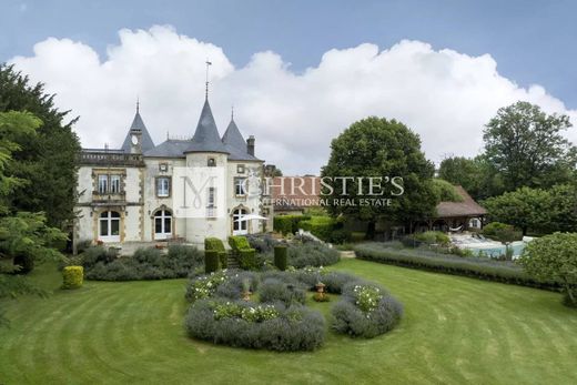 Castillo en Saint-Sulpice-d'Excideuil, Dordoña