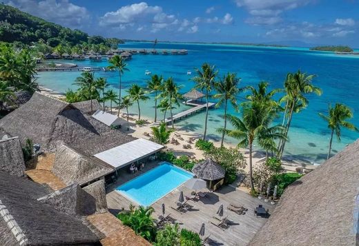 Hotel w Bora-Bora