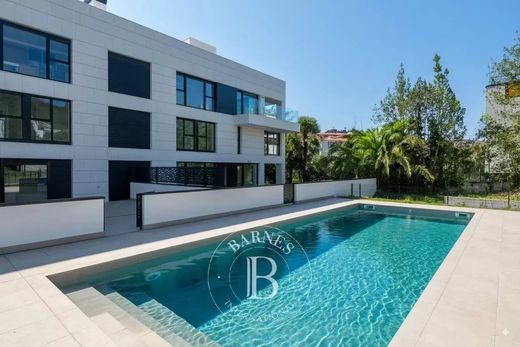 Apartment / Etagenwohnung in Donostia-San Sebastián, Guipuzcoa