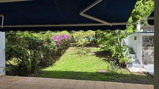 Appartement te huur per maand Fort-de-France