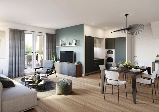 Apartament w Issy-les-Moulineaux, Hauts-de-Seine