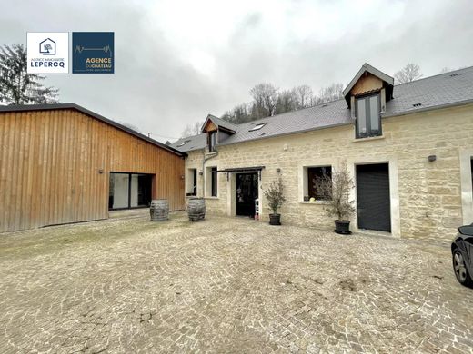 Maison de luxe à Villers-Cotterêts, Aisne