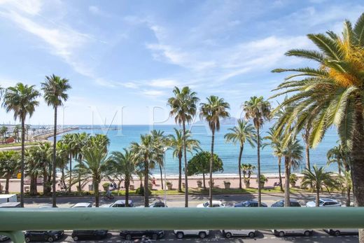 아파트 / 칸, Alpes-Maritimes