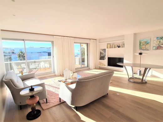 Apartment in Cannes, Alpes-Maritimes
