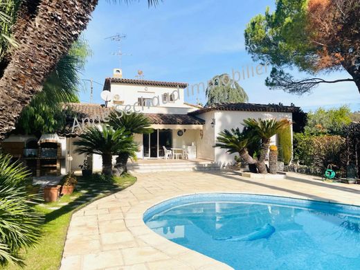 Casa de lujo en Mougins, Alpes Marítimos
