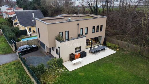 Luxe woning in Thionville, Moselle