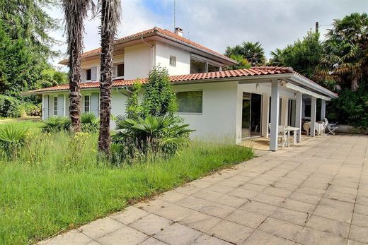 Maison de luxe à Bayonne, Pyrénées-Atlantiques