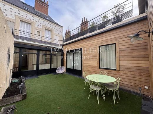 Luxury home in Tours, Indre and Loire