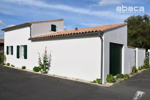 Casa di lusso a Sainte-Marie-de-Ré, Charente-Maritime