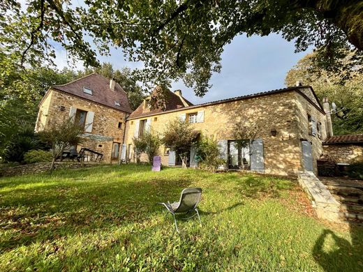 Luxus-Haus in Le Coux, Dordogne