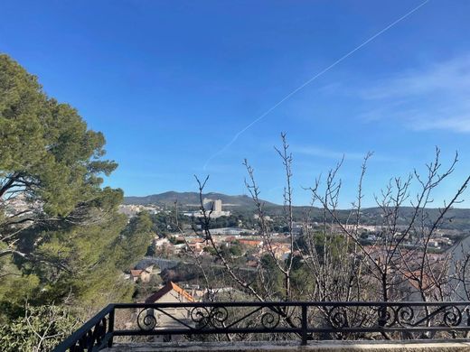 Βίλα σε Les Pennes-Mirabeau, Bouches-du-Rhône