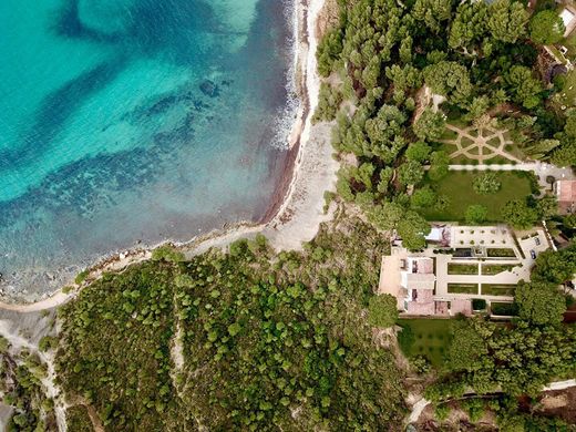 Luxury home in Cassis, Bouches-du-Rhône