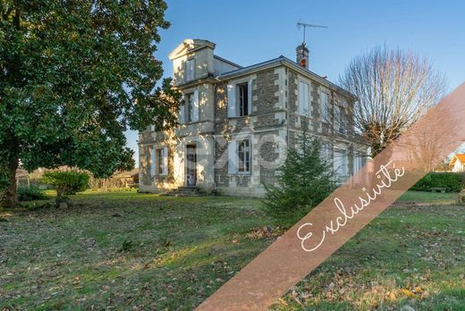 Luxus-Haus in Salles, Gironde