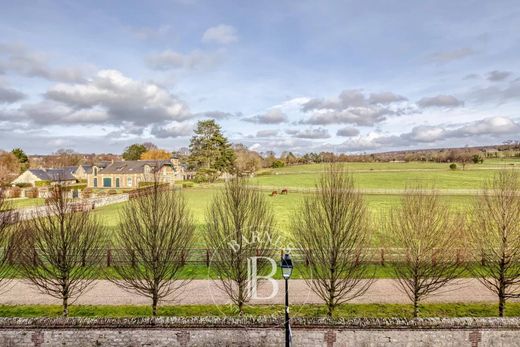 Apartment / Etagenwohnung in Touques, Calvados