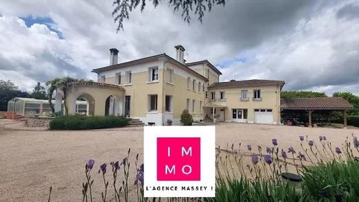 Luxury home in Marciac, Gers