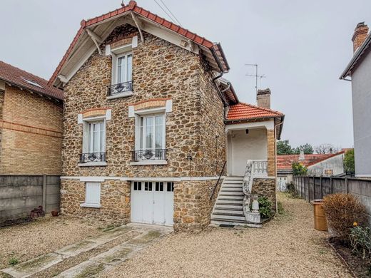 Villemomble, Seine-Saint-Denisの高級住宅