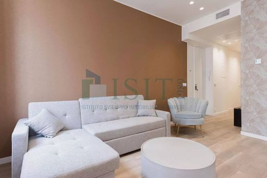Apartment / Etagenwohnung in Cannes, Alpes-Maritimes