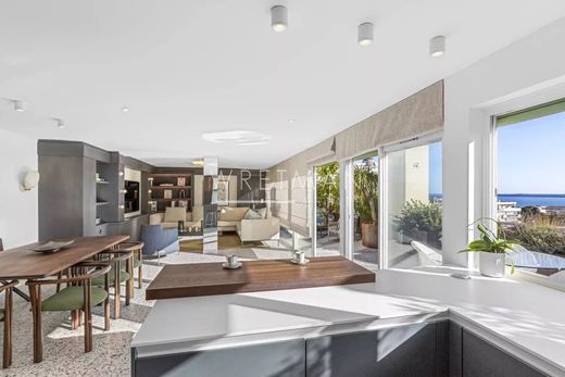 カンヌ, Alpes-Maritimesのアパートメント