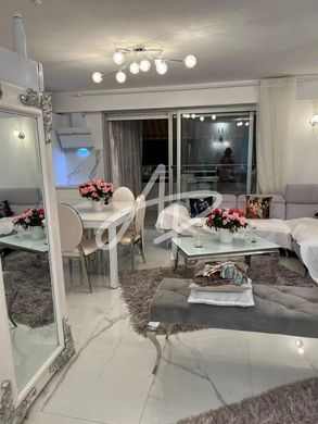Piso / Apartamento en Beausoleil, Alpes Marítimos
