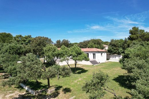 Luxury home in Uzès, Gard
