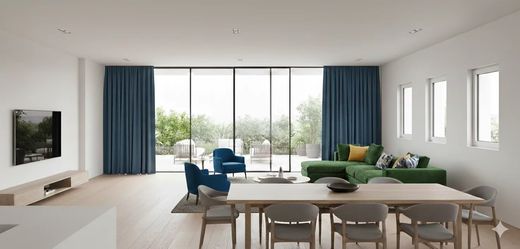 Apartment in Décines-Charpieu, Rhône
