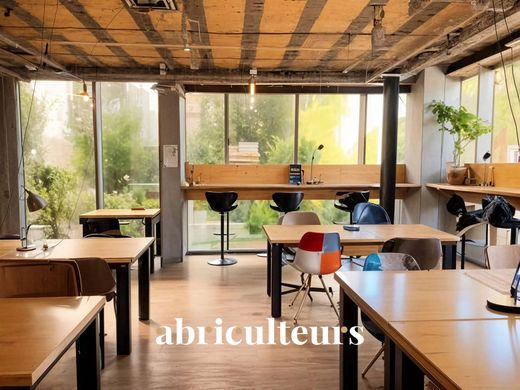 Office in Bordeaux, Gironde