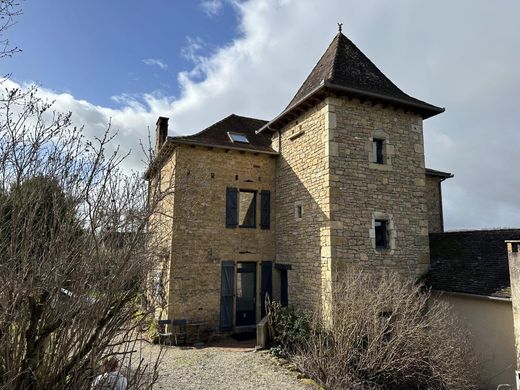 Luxus-Haus in Naussac, Aveyron
