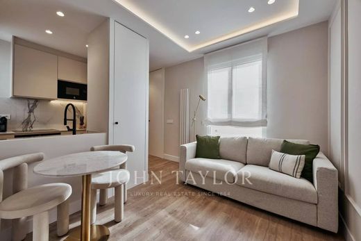 Apartment / Etagenwohnung in Madrid, Provinz Madrid