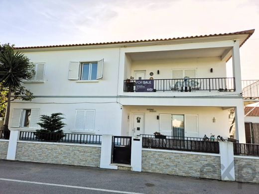 Casa di lusso a Luz de Tavira e Santo Estêvão, Tavira