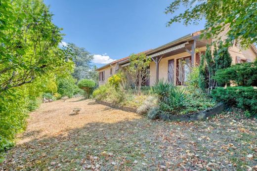 Luxury home in Pusignan, Rhône