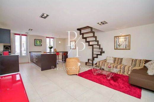 아파트 / 칸, Alpes-Maritimes