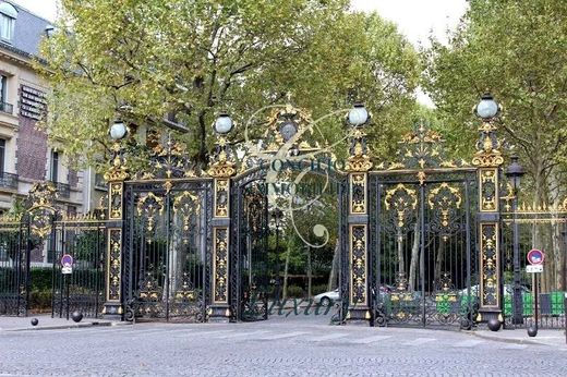 Apartment / Etagenwohnung in Champs-Elysées, Madeleine, Triangle d’or, Paris
