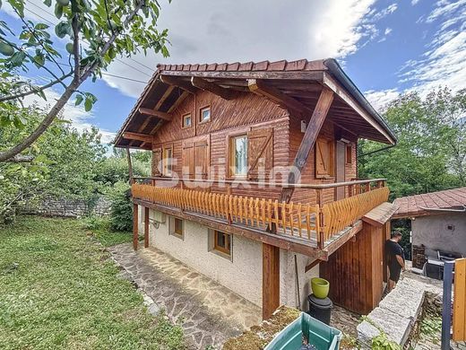 Luxury home in Divonne-les-Bains, Ain