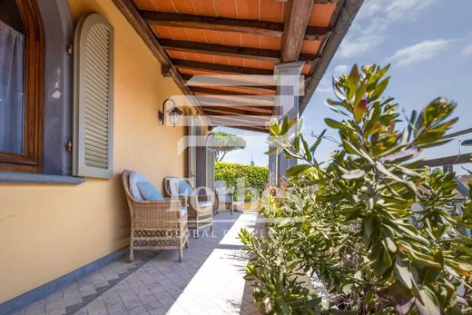Villa in Forte dei Marmi, Provincia di Lucca