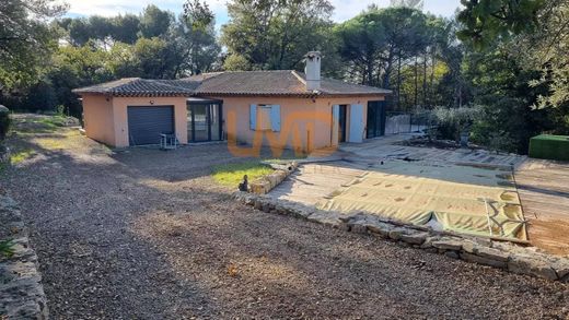 Luxe woning in La Motte, Var