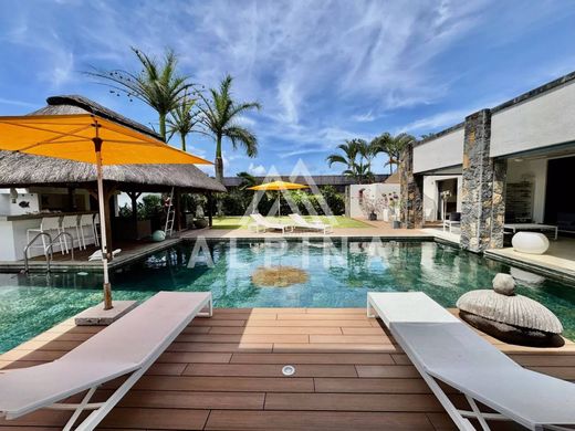 Luxury home in Cap Malheureux, Rivière du Rempart District