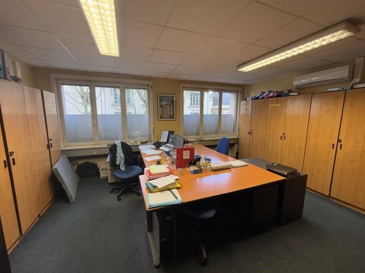 Ufficio a Lione, Rhône