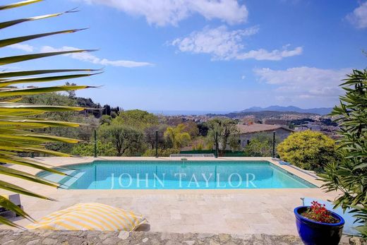 Villa a Mougins, Alpi Marittime