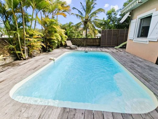 Casa de luxo - Les Trois-Îlets, Martinica