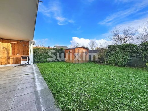 Apartament w Sergy, Ain